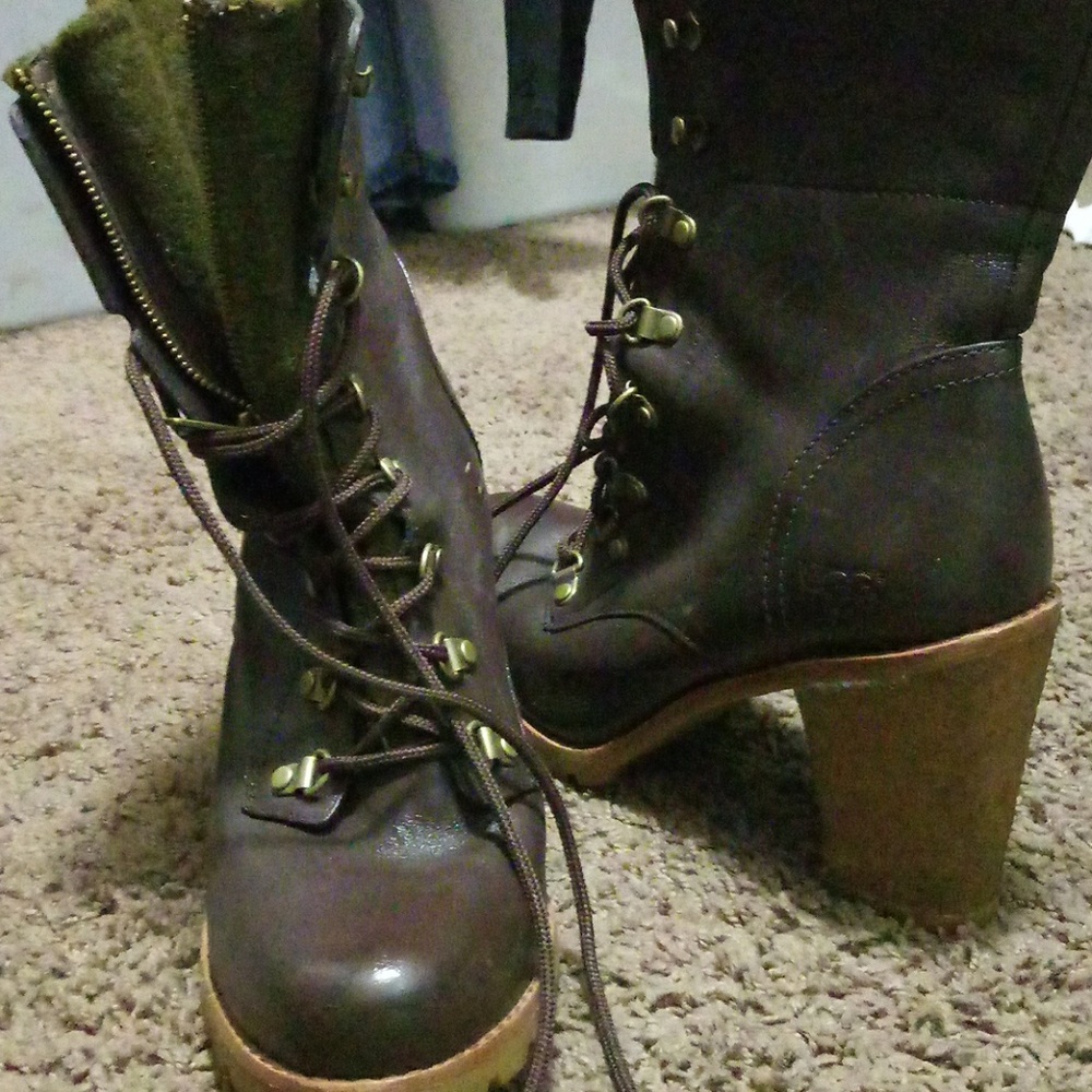Ugg boot heels